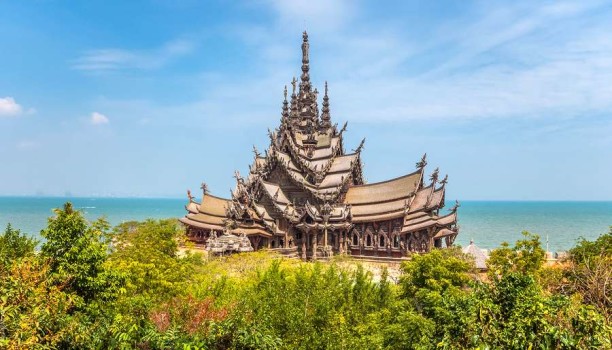 Храм истины Таиланд